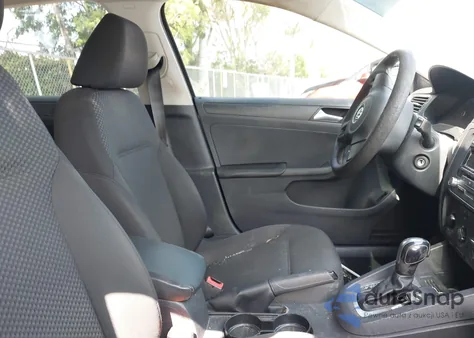 2014 Volkswagen Jetta 2.0L S z USA, uszkodzony, nr VIN 3VW2K7AJ3EM221290